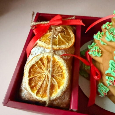 Подарочный набор «пряничная елка и Рождественский кекс»