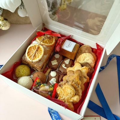 Подарочный набор сладостей L