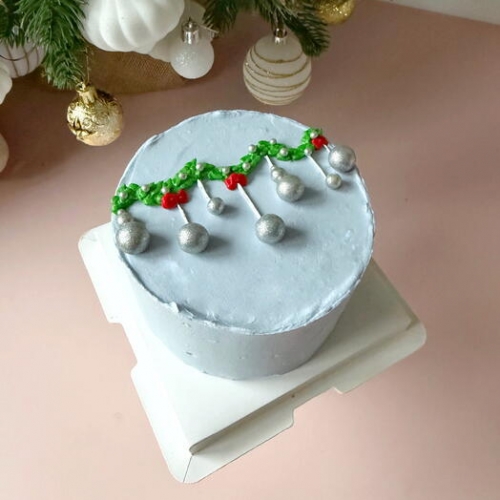 Новогодний бенто торт зимние шары